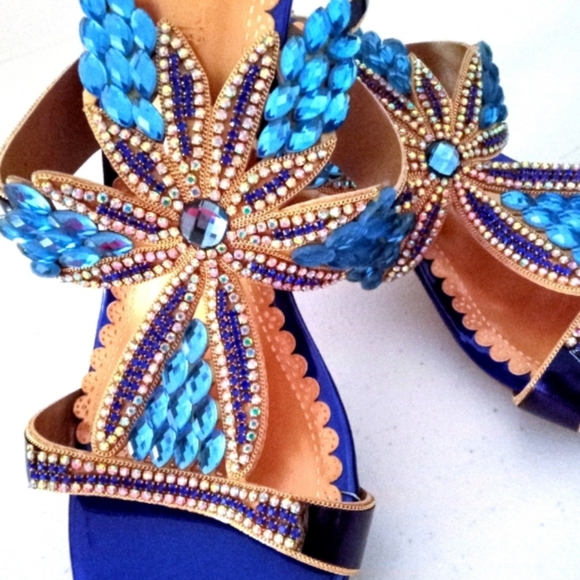 🎁 FREE GIFT IS INCLUDED 🎁 NWT NIB Rhinestone Slingback Heels Women Shoes - Picture 8 of 16